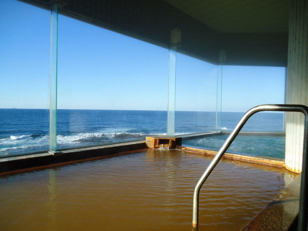 Hotel Koganezaki Furofushi Onsen Fukaura Exterior foto